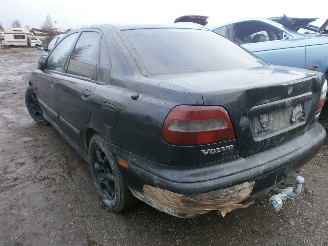 Used Car Parts Volvo S40 1997 1.8 Mechanical Sedan 4/5 d. Black 2013-12-02